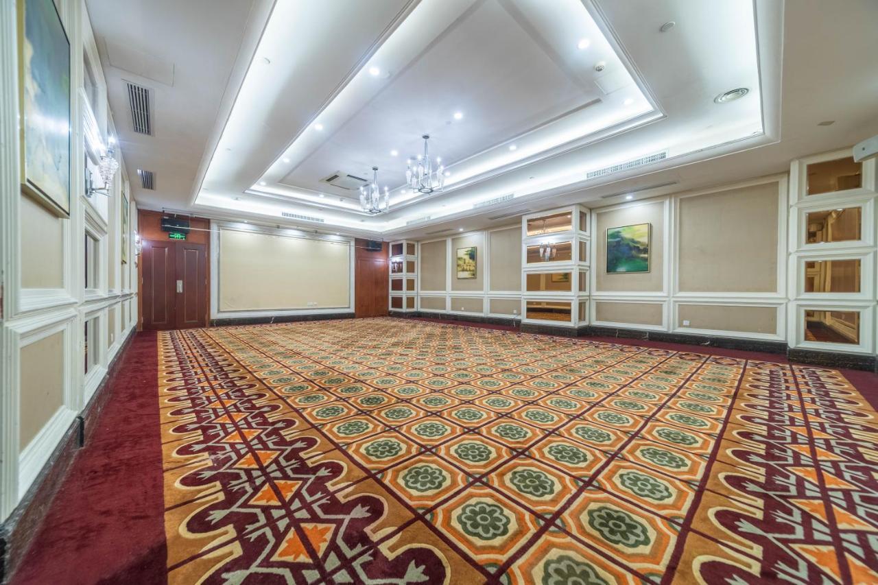 Ramada Yichang Hotel Luaran gambar